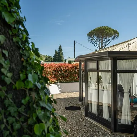Iconic Wellness & 4*