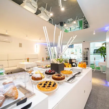 Iconic Wellness & 3* Arezzo