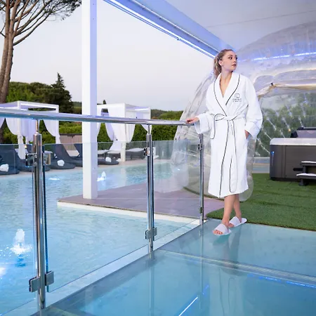 Iconic Wellness &