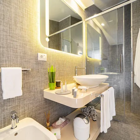 Alojamento de Acomodação e Pequeno-almoço Iconic Wellness & Arezzo